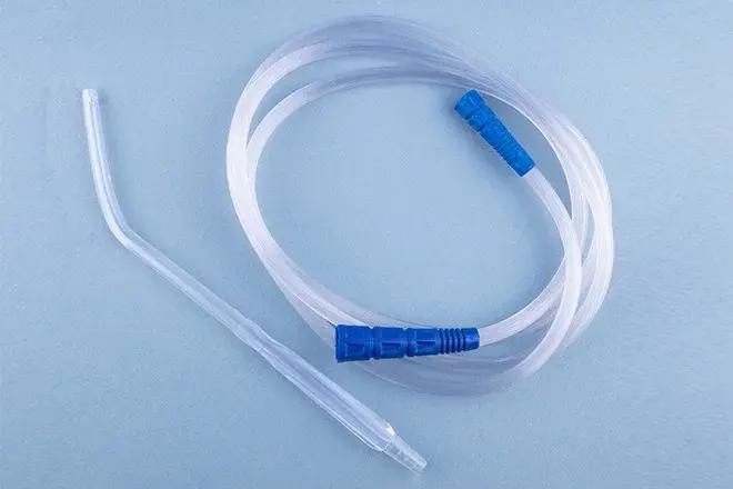 YANKAUER ASPİRASYON SETİ STANDART UÇLU VAKUM KONTROLSÜZ TEK PARÇA - M