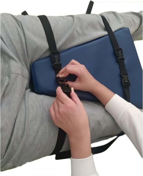 FixFlex Kalça Abdüksiyon Yastığı (Üçgen Yastık)