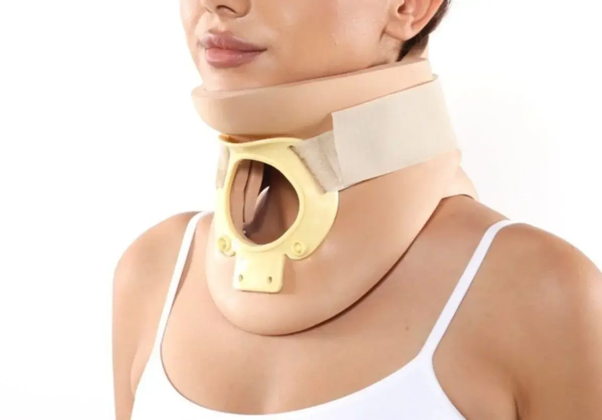 FixFlex Philadelphia Trakeostomili Boyunluk