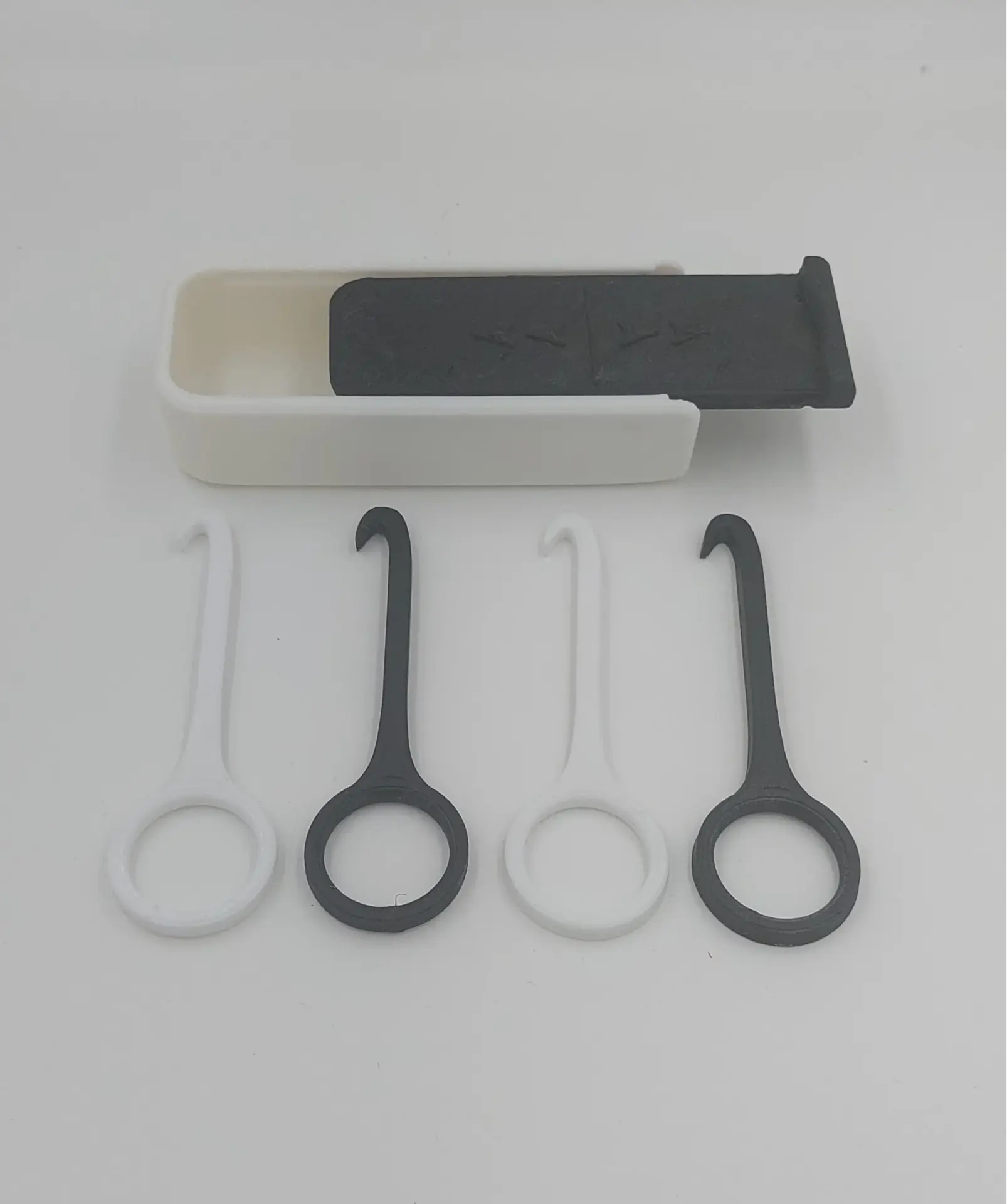 FixFlex Diş Plak Çıkarma Aparatı 4 adet + Saklama Kutusu Fanatik BJK