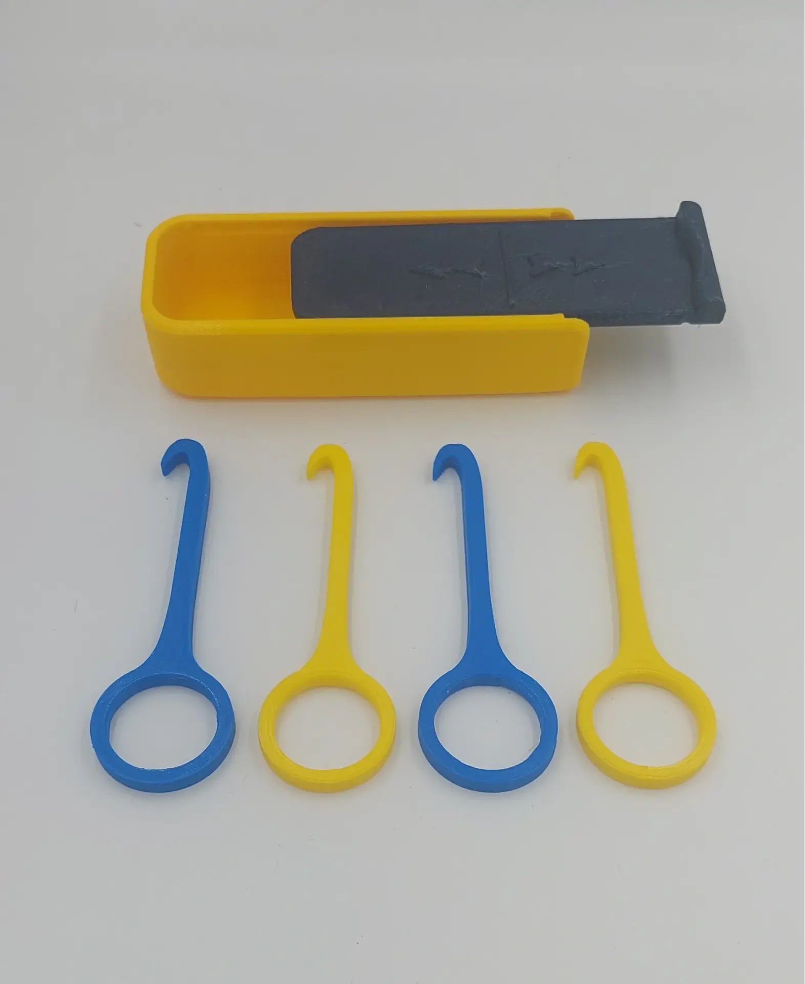 FİXFLEX DİŞ PLAK ÇIKARMA APARATI 4 ADET + APARAT SAKLAMA KUTUSU FANATİK FB